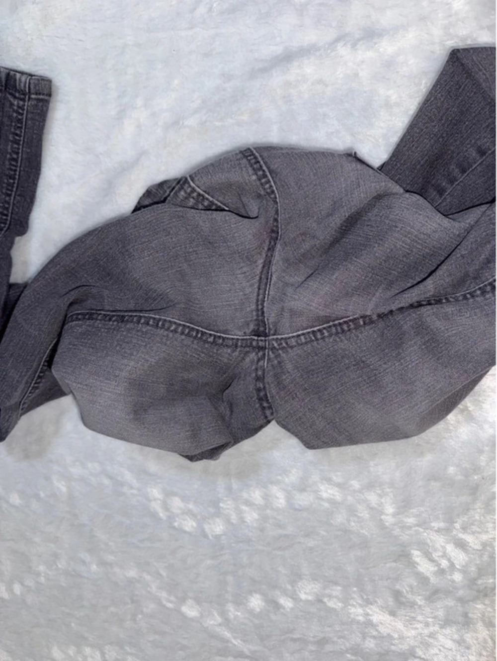 Epic Threads Jeans - Picture 7 of 9
